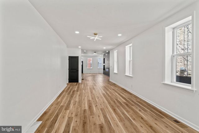 1211 S 15TH ST, Philadelphia, PA 19146