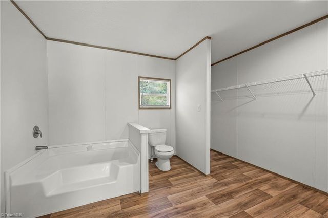 242 Old Thomasville Road, Winston-salem, NC 27107