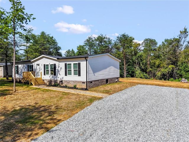 242 Old Thomasville Road, Winston-salem, NC 27107