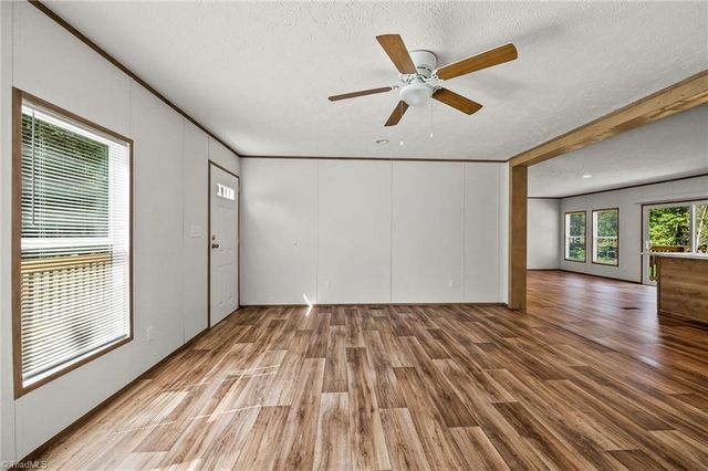 242 Old Thomasville Road, Winston-salem, NC 27107