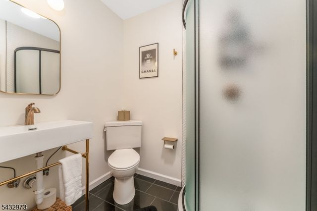 242 Laurel Court, Readington Twp., NJ 08889