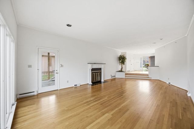2044 Manor Drive, Lexington, KY 40502