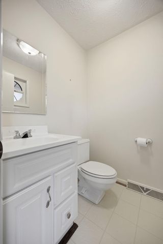 2044 Manor Drive, Lexington, KY 40502