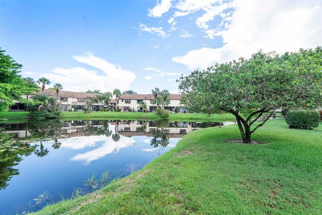 3356 CARAMBOLA Circle S, Coconut Creek, FL 33066