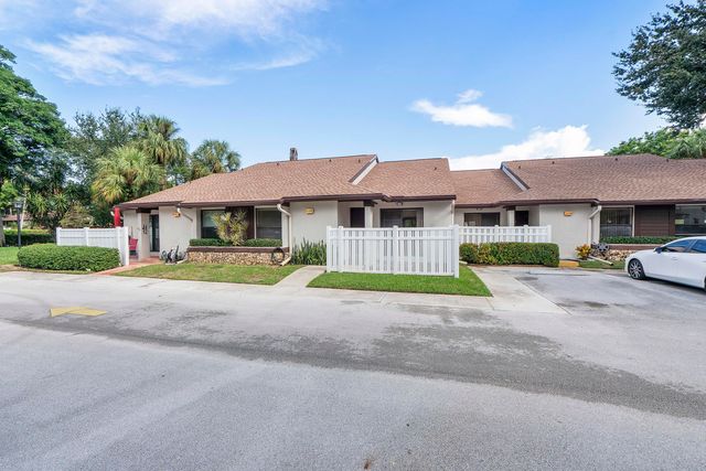 3356 CARAMBOLA Circle S, Coconut Creek, FL 33066