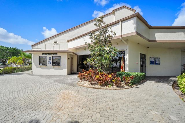 3356 CARAMBOLA Circle S, Coconut Creek, FL 33066