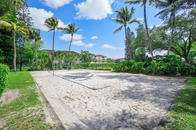 3356 CARAMBOLA Circle S, Coconut Creek, FL 33066