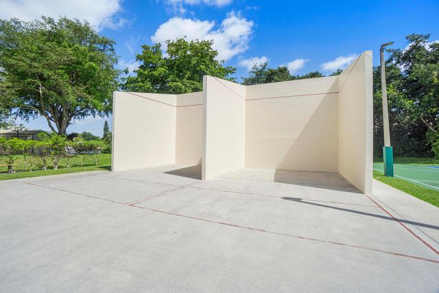 3356 CARAMBOLA Circle S, Coconut Creek, FL 33066
