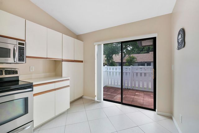 3356 CARAMBOLA Circle S, Coconut Creek, FL 33066