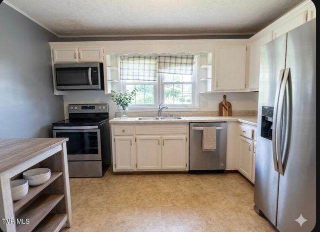 605 Bell Ridge Road, Kingsport, TN 37665