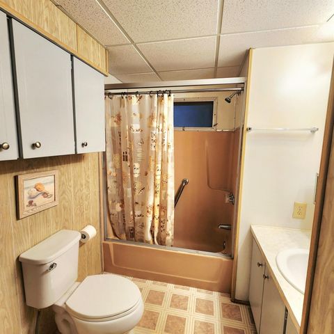 16 S Granada Lane, Port St Lucie, FL 34952