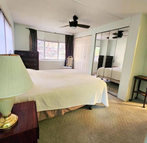 16 S Granada Lane, Port St Lucie, FL 34952