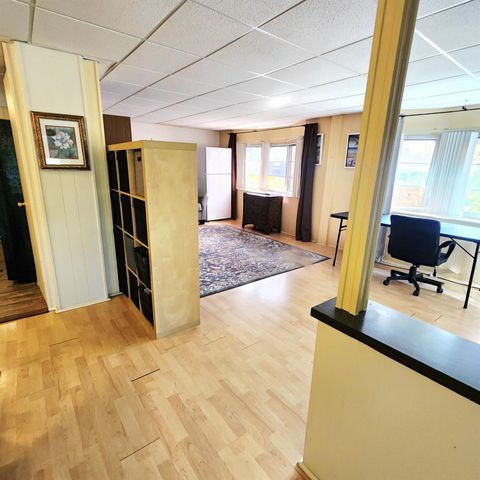 16 S Granada Lane, Port St Lucie, FL 34952