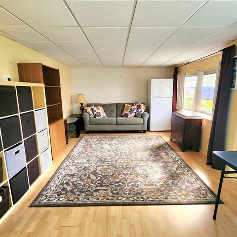 16 S Granada Lane, Port St Lucie, FL 34952