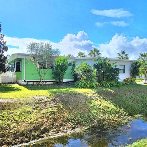 16 S Granada Lane, Port St Lucie, FL 34952