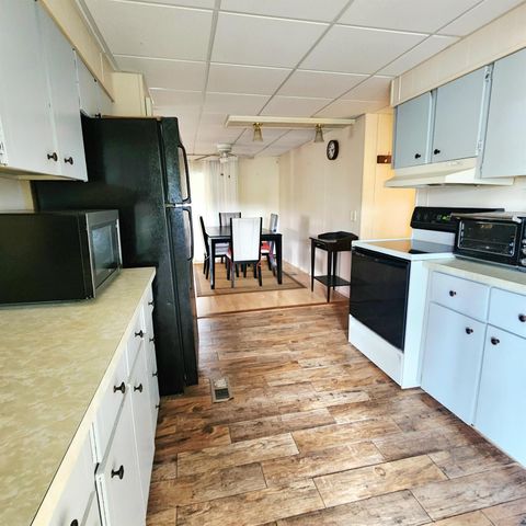 16 S Granada Lane, Port St Lucie, FL 34952