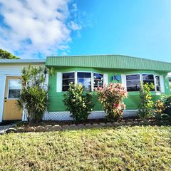 16 S Granada Lane, Port St Lucie, FL 34952