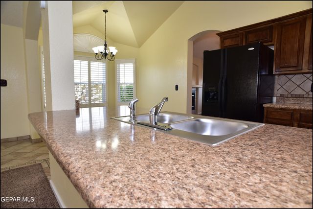 12636 Crystal Ridge Street, El Paso, TX 79938