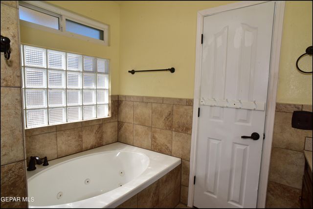 12636 Crystal Ridge Street, El Paso, TX 79938