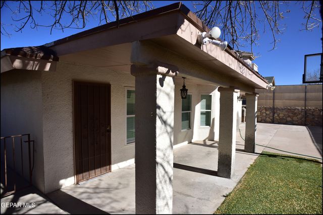 12636 Crystal Ridge Street, El Paso, TX 79938