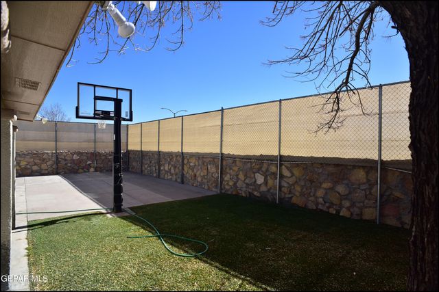 12636 Crystal Ridge Street, El Paso, TX 79938