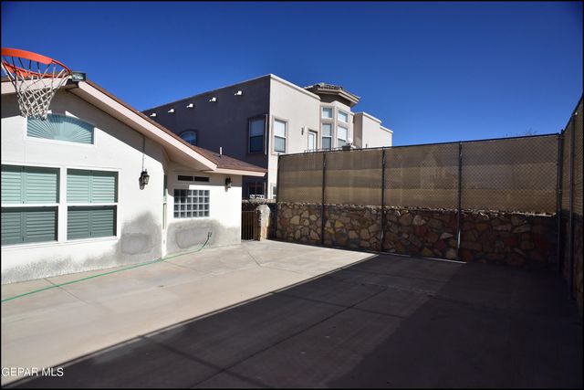 12636 Crystal Ridge Street, El Paso, TX 79938