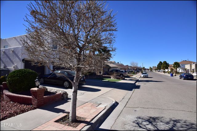 12636 Crystal Ridge Street, El Paso, TX 79938