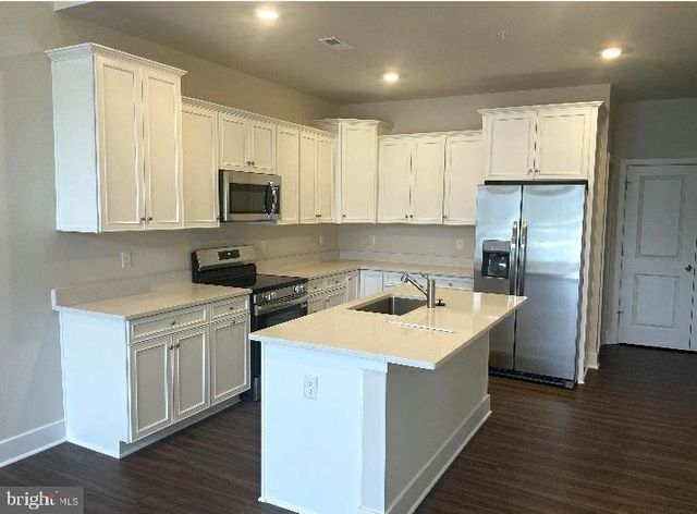 10584 GREAT BASIN PL, White Plains, MD 20695