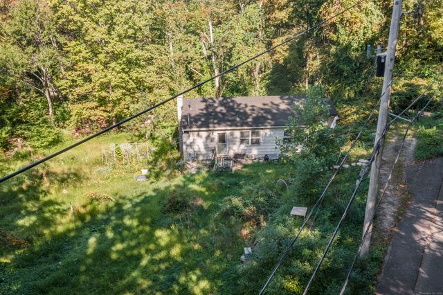 301 Berkshire Road, Southbury, CT 06488