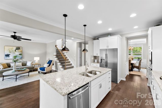 751 Waterford Glen Way, Rock Hill, SC 29730