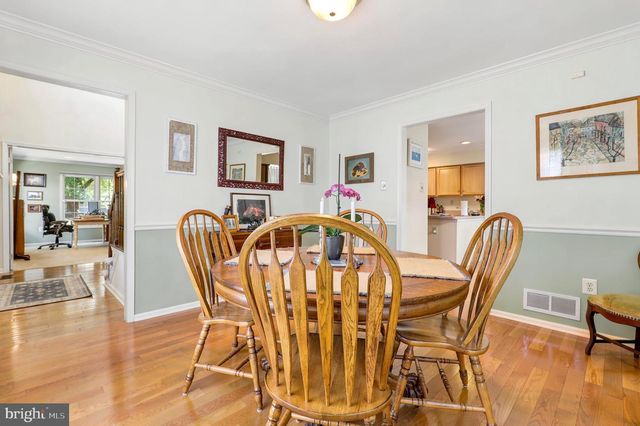 111 BLUE RIBBON DR, North Wales, PA 19454