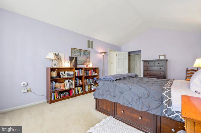 111 BLUE RIBBON DR, North Wales, PA 19454