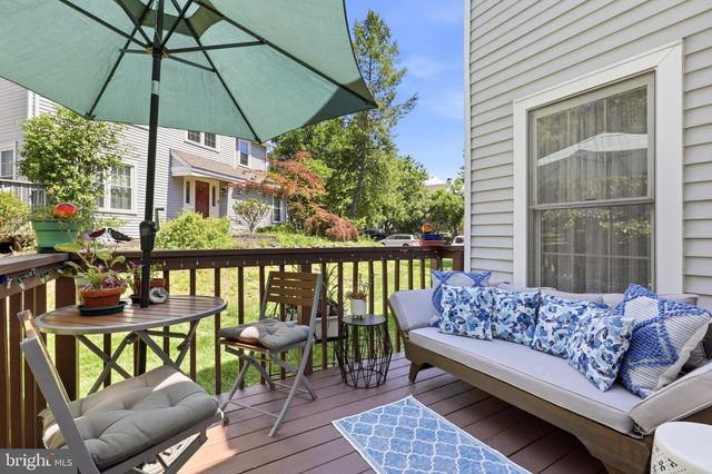 111 BLUE RIBBON DR, North Wales, PA 19454