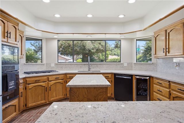 11701 Palm, Bakersfield, CA 93312