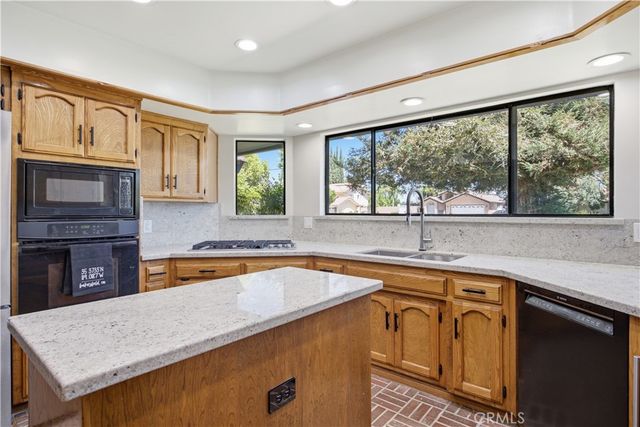 11701 Palm, Bakersfield, CA 93312
