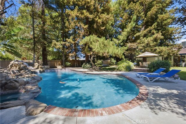 11701 Palm, Bakersfield, CA 93312