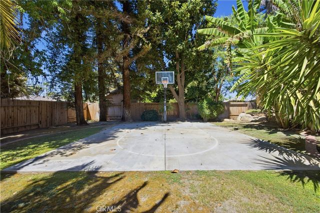 11701 Palm, Bakersfield, CA 93312