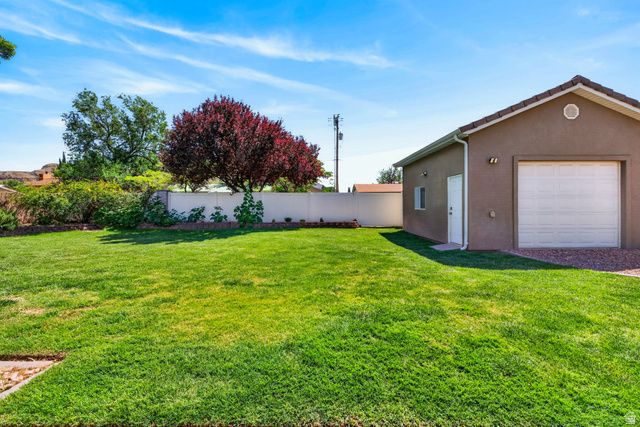 611 W 375 S, Hurricane, UT 84737
