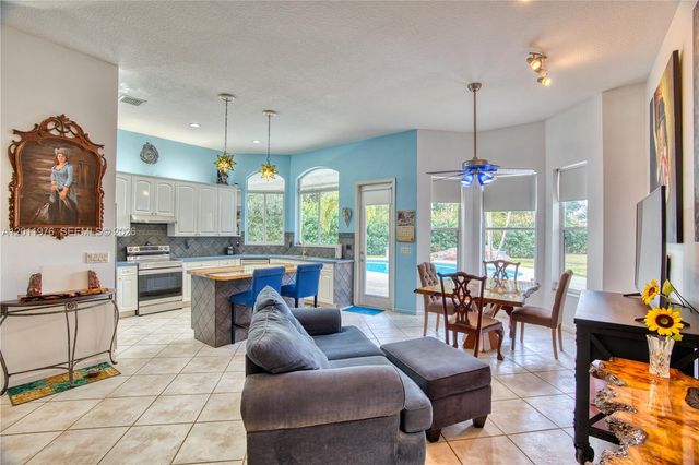 11576 N 153rd Court N, Jupiter, FL 33478