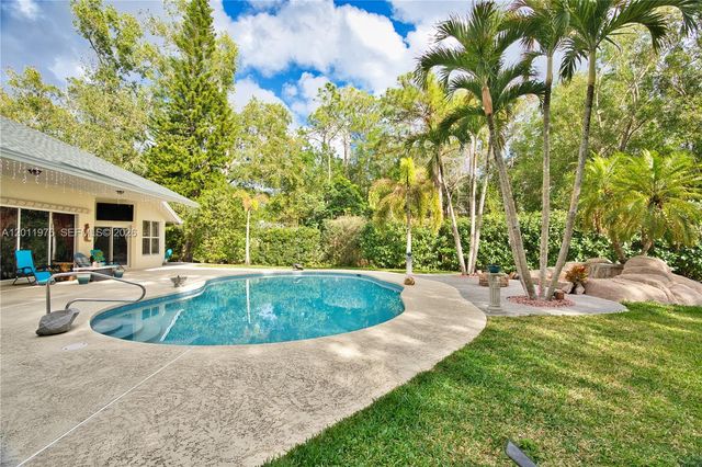 11576 N 153rd Court N, Jupiter, FL 33478