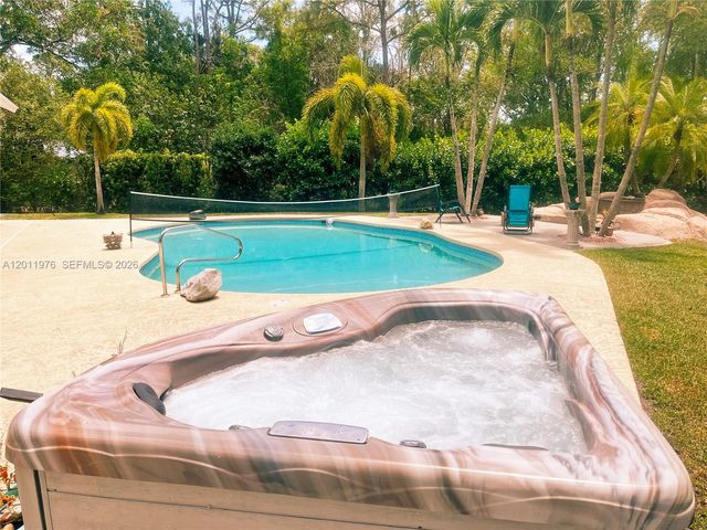 11576 N 153rd Court N, Jupiter, FL 33478