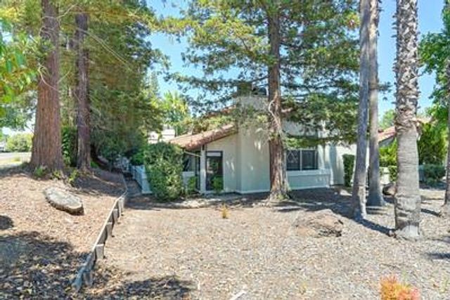 4718 El Cid Ct, Rocklin, CA 95677