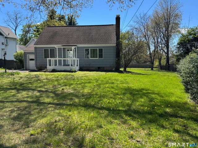 52 Maple Avenue, North Haven, CT 06473