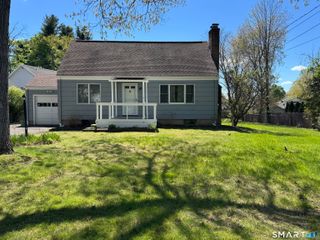52 Maple Avenue, North Haven, CT 06473