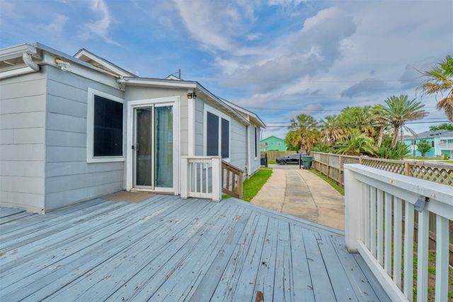 2119 63rd Street, Galveston, TX 77551