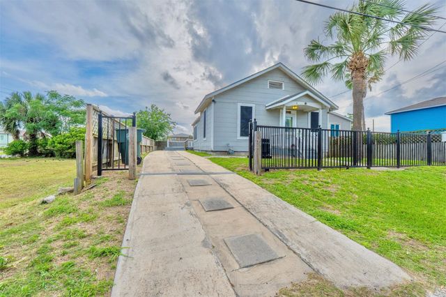 2119 63rd Street, Galveston, TX 77551