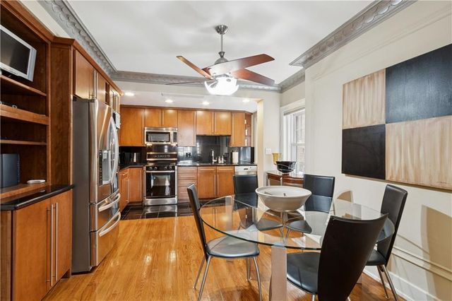 807 W 48th Street 101, Kansas City, MO 64112