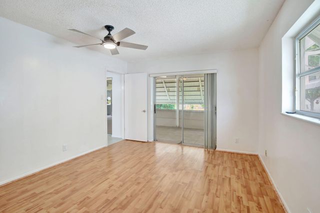 6707 NW 70 Street, Tamarac, FL 33321