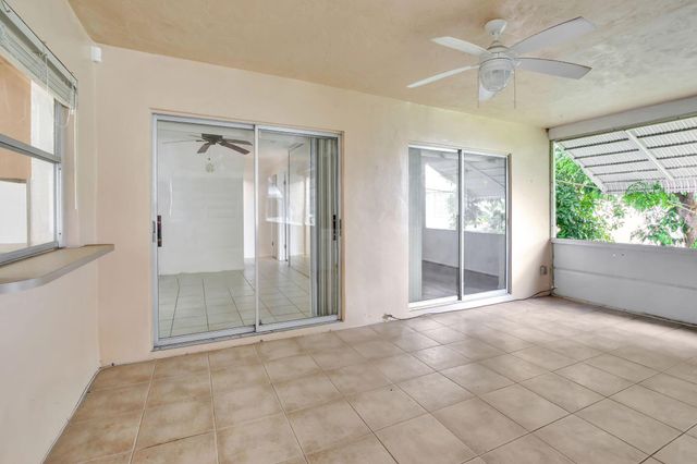 6707 NW 70 Street, Tamarac, FL 33321