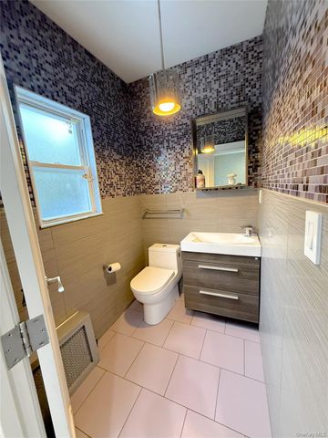 1930 Homecrest Avenue, Brooklyn, NY 11229